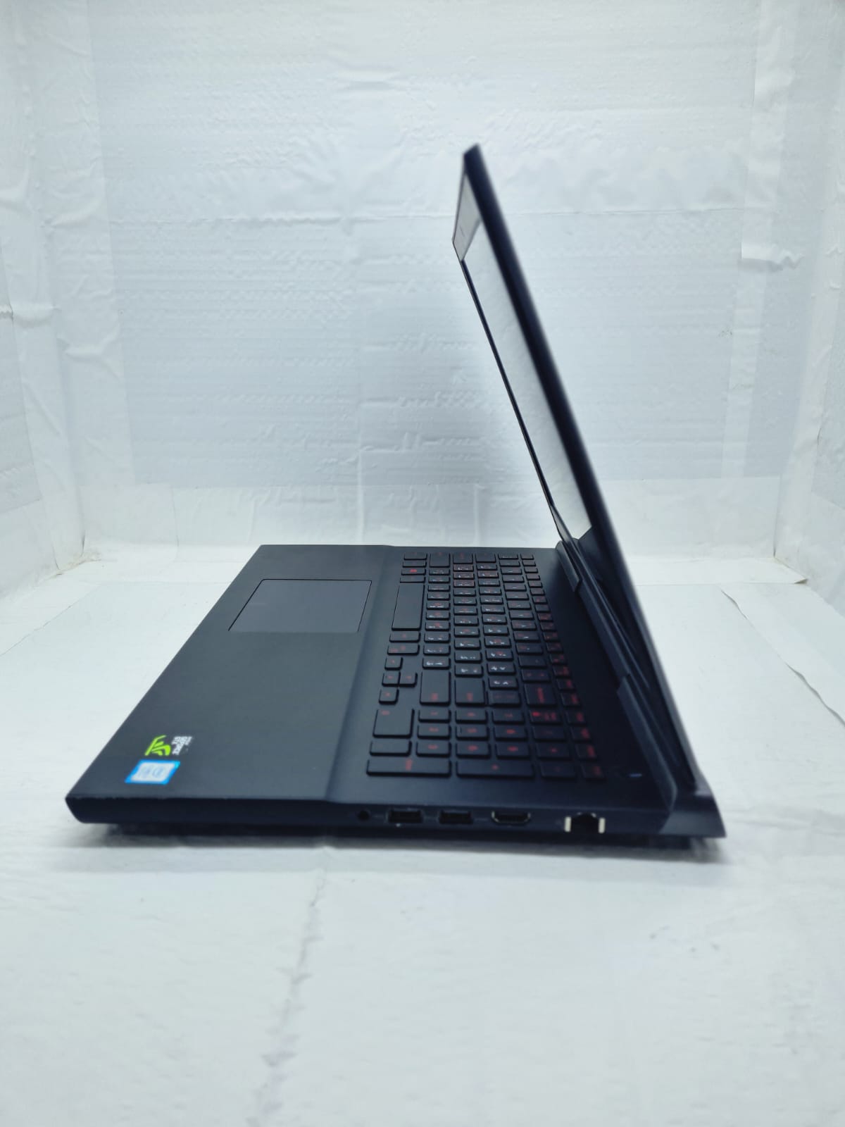 Dell i7-7Th-16G-SS256-4G GTX